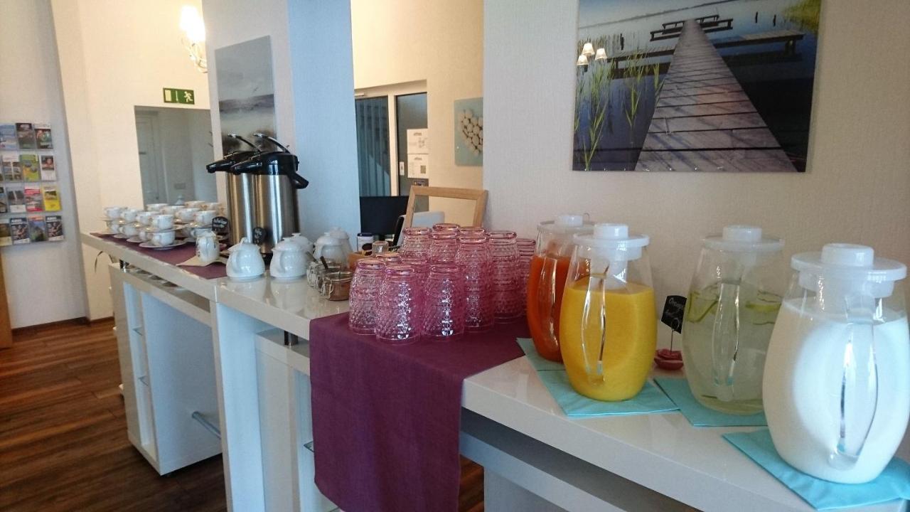 Hotel Waterkant Sassnitz Bagian luar foto