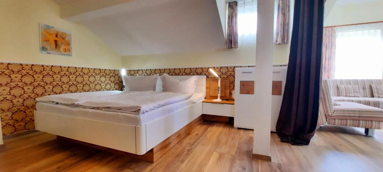 Hotel Waterkant Sassnitz Bagian luar foto