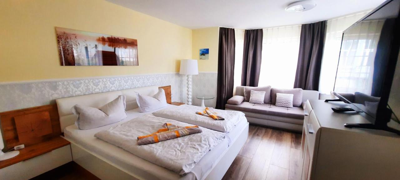 Hotel Waterkant Sassnitz Bagian luar foto